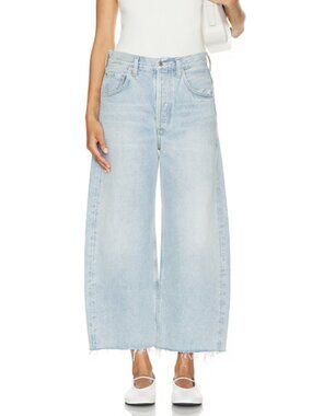 CITIZENS OF HUMANITY ayla raw hem crop jeans in freshwater 23